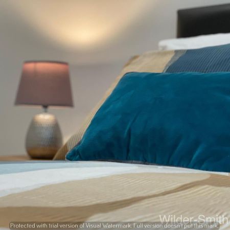 Central Nottingham Gem - Luxurious 2-Bed Apartment Экстерьер фото