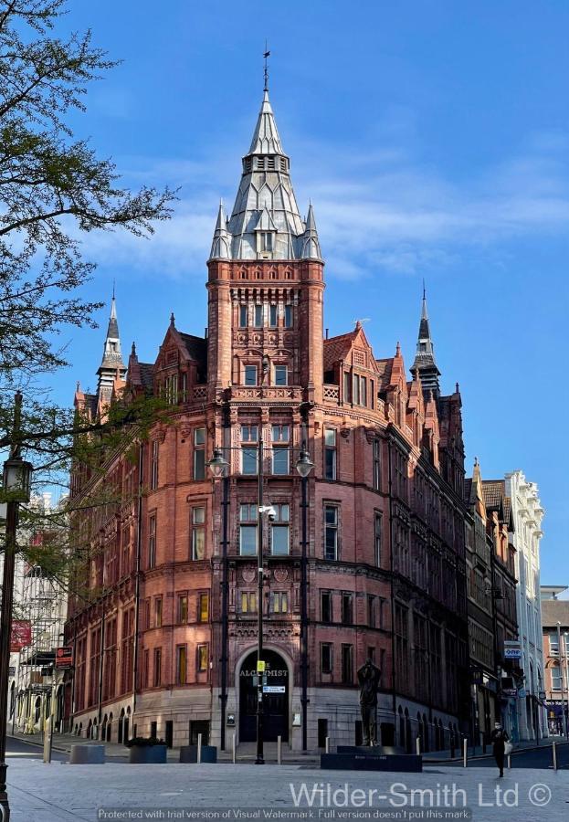 Central Nottingham Gem - Luxurious 2-Bed Apartment Экстерьер фото